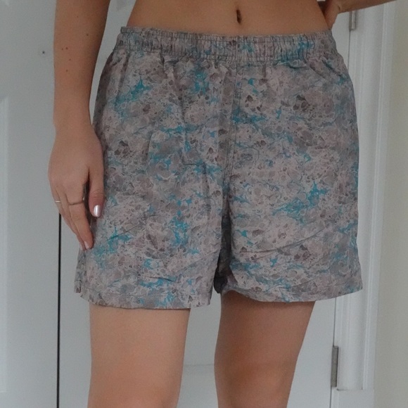 TNA Sport Shorts - Picture 2 of 4